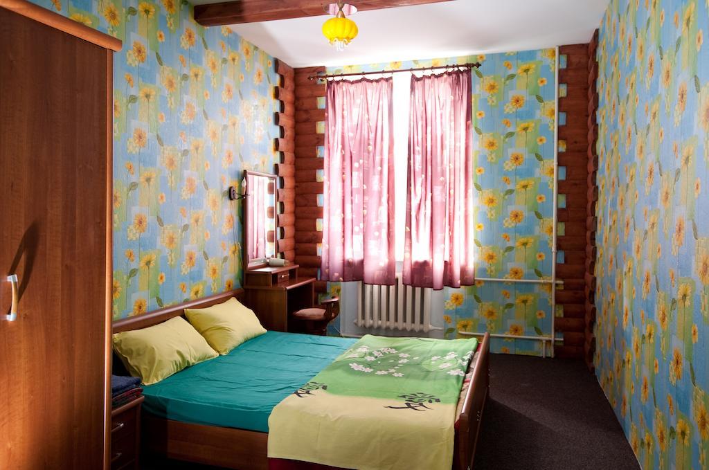 Apart-Hotel Parasolka Chernihiv Room photo